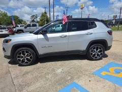 Used 2025  Jeep Compass Limited 4x4 at Car Pros Northshore near Covington&comma; LA