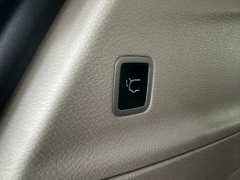 Used 2023  Chrysler Pacifica Limited FWD at AutoCenters Bonne Terre near Bonne Terre&comma; MO