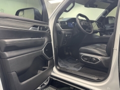 Used 2023  Jeep Wagoneer Series III 4x4 at AutoCenters Bonne Terre near Bonne Terre, MO