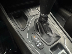 Used 2019  Jeep Cherokee 4d SUV FWD Latitude 2&period;4L at AutoCenters Bonne Terre near Bonne Terre&comma; MO