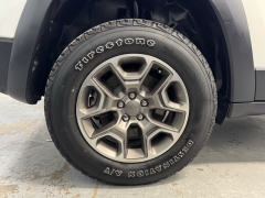 Used 2020 Jeep Cherokee 4d SUV 4WD Trailhawk Elite 3.2L at AutoCenters Bonne Terre near Bonne Terre, MO