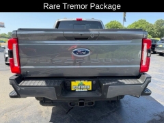 Used 2023  Ford Super Duty F-250 4WD LARIAT Crew Cab SRW 6&period;75' Box at AutoCenters Bonne Terre near Bonne Terre&comma; MO
