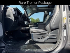 Used 2023  Ford Super Duty F-250 4WD LARIAT Crew Cab SRW 6&period;75' Box at AutoCenters Bonne Terre near Bonne Terre&comma; MO