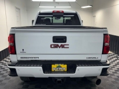 Used 2017  GMC Sierra 2500 4WD Crew Cab Denali at AutoCenters Bonne Terre near Bonne Terre&comma; MO