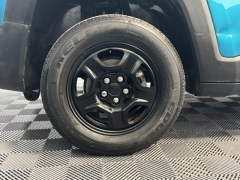 Used 2020  Jeep Renegade 4d SUV 4WD Sport at AutoCenters Bonne Terre near Bonne Terre, MO