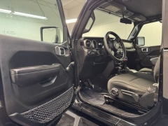 Used 2020  Jeep Wrangler Sport 4x4 at AutoCenters Bonne Terre near Bonne Terre&comma; MO