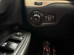 Used 2017  Jeep Cherokee 4d SUV 4WD Latitude V6 at AutoCenters Bonne Terre near Bonne Terre&comma; MO