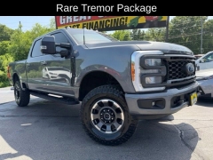 Used 2023  Ford Super Duty F-250 4WD LARIAT Crew Cab SRW 6&period;75' Box at AutoCenters Bonne Terre near Bonne Terre&comma; MO