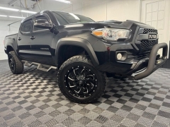 Used 2017  Toyota Tacoma TRD Pro Double Cab 5' Bed V6 4x4 MT &lpar;Natl&rpar; at AutoCenters Bonne Terre near Bonne Terre&comma; MO