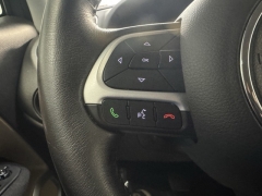 Used 2017  Jeep Renegade 4d SUV FWD Latitude at AutoCenters Bonne Terre near Bonne Terre, MO