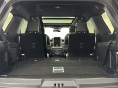 Used 2022 Ford Expedition Platinum 4x4 at AutoCenters Bonne Terre near Bonne Terre, MO
