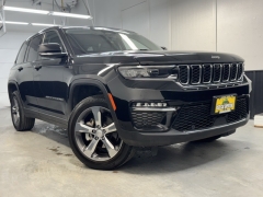 Used 2022 Jeep Grand Cherokee Limited 4x4 at AutoCenters Bonne Terre near Bonne Terre, MO