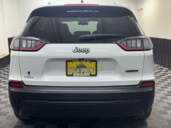 Used 2019  Jeep Cherokee 4d SUV FWD Latitude 2&period;4L at AutoCenters Bonne Terre near Bonne Terre&comma; MO