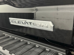 Used 2021  GMC Sierra 1500 4WD Crew Cab 157" Elevation at AutoCenters Bonne Terre near Bonne Terre&comma; MO