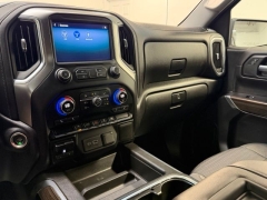 Used 2020  Chevrolet Silverado 1500 4WD Crew Cab RST at AutoCenters Bonne Terre near Bonne Terre&comma; MO