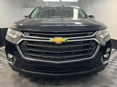 Used 2020  Chevrolet Traverse 4d SUV FWD LT Cloth w&sol;1LT at AutoCenters Bonne Terre near Bonne Terre&comma; MO