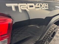 Used 2017  Toyota Tacoma TRD Pro Double Cab 5' Bed V6 4x4 MT &lpar;Natl&rpar; at AutoCenters Bonne Terre near Bonne Terre&comma; MO