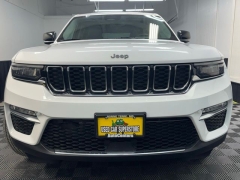 Used 2022  Jeep Grand Cherokee Limited 4x4 at AutoCenters Bonne Terre near Bonne Terre&comma; MO