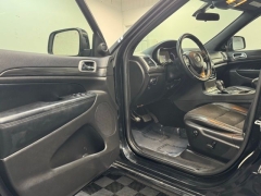 Used 2021  Jeep Grand Cherokee Laredo X 4x4 at AutoCenters Bonne Terre near Bonne Terre&comma; MO