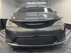 Used 2020  Chrysler Pacifica 4d Wagon Touring at AutoCenters Bonne Terre near Bonne Terre&comma; MO