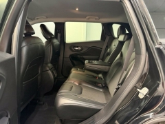 Used 2021  Jeep Cherokee Altitude FWD at AutoCenters Bonne Terre near Bonne Terre&comma; MO