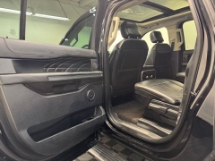 Used 2021  Ford Expedition Max Platinum 4x4 at AutoCenters Bonne Terre near Bonne Terre&comma; MO