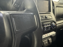 Used 2021  Chevrolet Silverado 1500 4WD Crew Cab 147" Custom Trail Boss at AutoCenters Bonne Terre near Bonne Terre&comma; MO