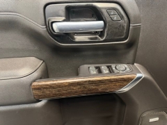 Used 2021  GMC Sierra 1500 4WD Crew Cab 157" Elevation at AutoCenters Bonne Terre near Bonne Terre&comma; MO