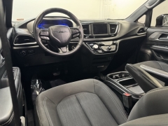 Used 2018  Chrysler Pacifica 4d Wagon Touring Plus at AutoCenters Bonne Terre near Bonne Terre&comma; MO