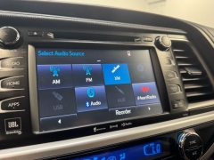 Used 2017  Toyota Highlander Limited V6 AWD &lpar;Natl&rpar; at AutoCenters Bonne Terre near Bonne Terre&comma; MO