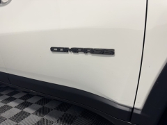 Used 2020  Jeep Compass 4d SUV FWD Latitude Sun&sol;Wheel Pkg at AutoCenters Bonne Terre near Bonne Terre&comma; MO