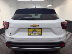Used 2025  Chevrolet Trax FWD 4dr LT at AutoCenters Bonne Terre near Bonne Terre&comma; MO
