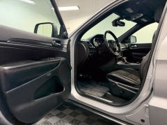 Used 2020  Jeep Grand Cherokee 4d SUV 4WD Trailhawk V6 at AutoCenters Bonne Terre near Bonne Terre&comma; MO