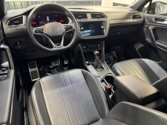 Used 2022  Volkswagen Tiguan 2&period;0T SE R-Line Black FWD at AutoCenters Bonne Terre near Bonne Terre&comma; MO