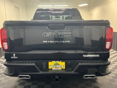 Used 2021  GMC Sierra 1500 4WD Crew Cab 157" Elevation at AutoCenters Bonne Terre near Bonne Terre&comma; MO