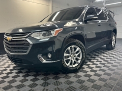 Used 2019  Chevrolet Traverse 4d SUV FWD LT Cloth w/1LT at AutoCenters Bonne Terre near Bonne Terre, MO