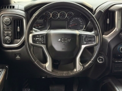 Used 2020  Chevrolet Silverado 1500 4WD Crew Cab 147" LT Trail Boss at AutoCenters Bonne Terre near Bonne Terre&comma; MO