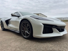 Used 2025  Chevrolet Corvette 2dr Z06 Cpe w&sol;2LZ at AutoCenters Bonne Terre near Bonne Terre&comma; MO