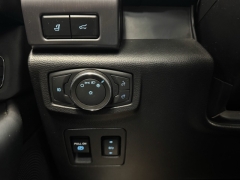 Used 2021  Ford Expedition Max Platinum 4x4 at AutoCenters Bonne Terre near Bonne Terre&comma; MO