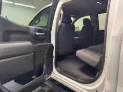 Used 2021  Chevrolet Silverado 1500 4WD Crew Cab 147" Custom Trail Boss at AutoCenters Bonne Terre near Bonne Terre&comma; MO