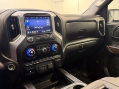 Used 2020  GMC Sierra 1500 4WD Crew Cab 157" Elevation at AutoCenters Bonne Terre near Bonne Terre&comma; MO