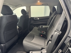 Used 2019  Nissan Pathfinder 4x4 SV at AutoCenters Bonne Terre near Bonne Terre&comma; MO
