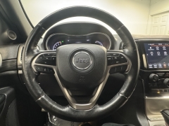 Used 2021  Jeep Grand Cherokee Laredo X 4x4 at AutoCenters Bonne Terre near Bonne Terre, MO