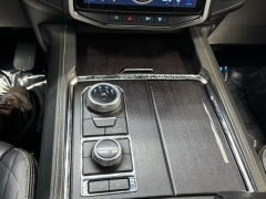 Used 2022 Ford Expedition Platinum 4x4 at AutoCenters Bonne Terre near Bonne Terre, MO