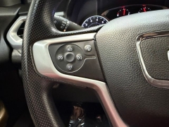 Used 2023  GMC Acadia FWD 4dr SLE at AutoCenters Bonne Terre near Bonne Terre&comma; MO