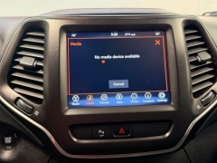 Used 2020  Jeep Cherokee 4d SUV 4WD Trailhawk 3&period;2L at AutoCenters Bonne Terre near Bonne Terre&comma; MO