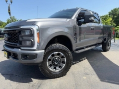 Used 2023  Ford Super Duty F-250 4WD XLT Crew Cab SRW 6&period;75' Box at AutoCenters Bonne Terre near Bonne Terre&comma; MO
