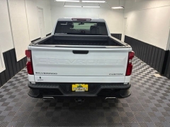 Used 2019  Chevrolet Silverado 1500 4WD Crew Cab 147" Custom Trail Boss at AutoCenters Bonne Terre near Bonne Terre&comma; MO