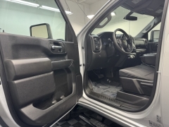 Used 2022  Chevrolet Silverado 2500HD 4WD Crew Cab 159" Custom at AutoCenters Bonne Terre near Bonne Terre, MO