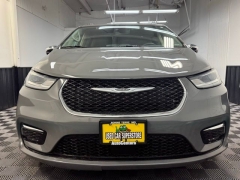 Used 2023  Chrysler Pacifica Limited FWD at AutoCenters Bonne Terre near Bonne Terre&comma; MO